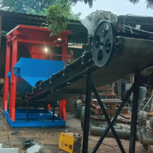 Sand Screening Plant With Belt Conveyor